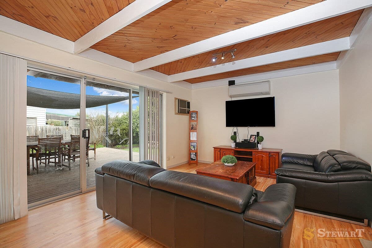 69 Chapel Street, Colac, VIC, Colac - Thumbnail 2