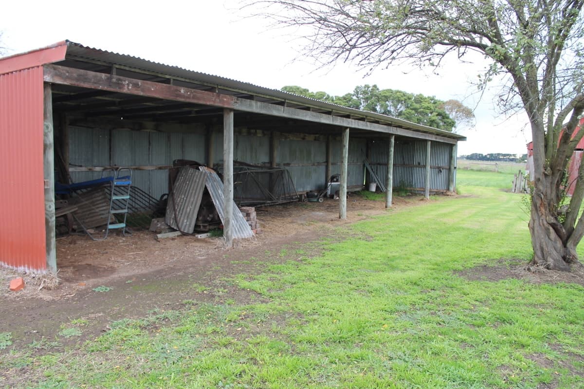 2 Holmchase Road, Elliminyt, VIC, Elliminyt - Thumbnail 4