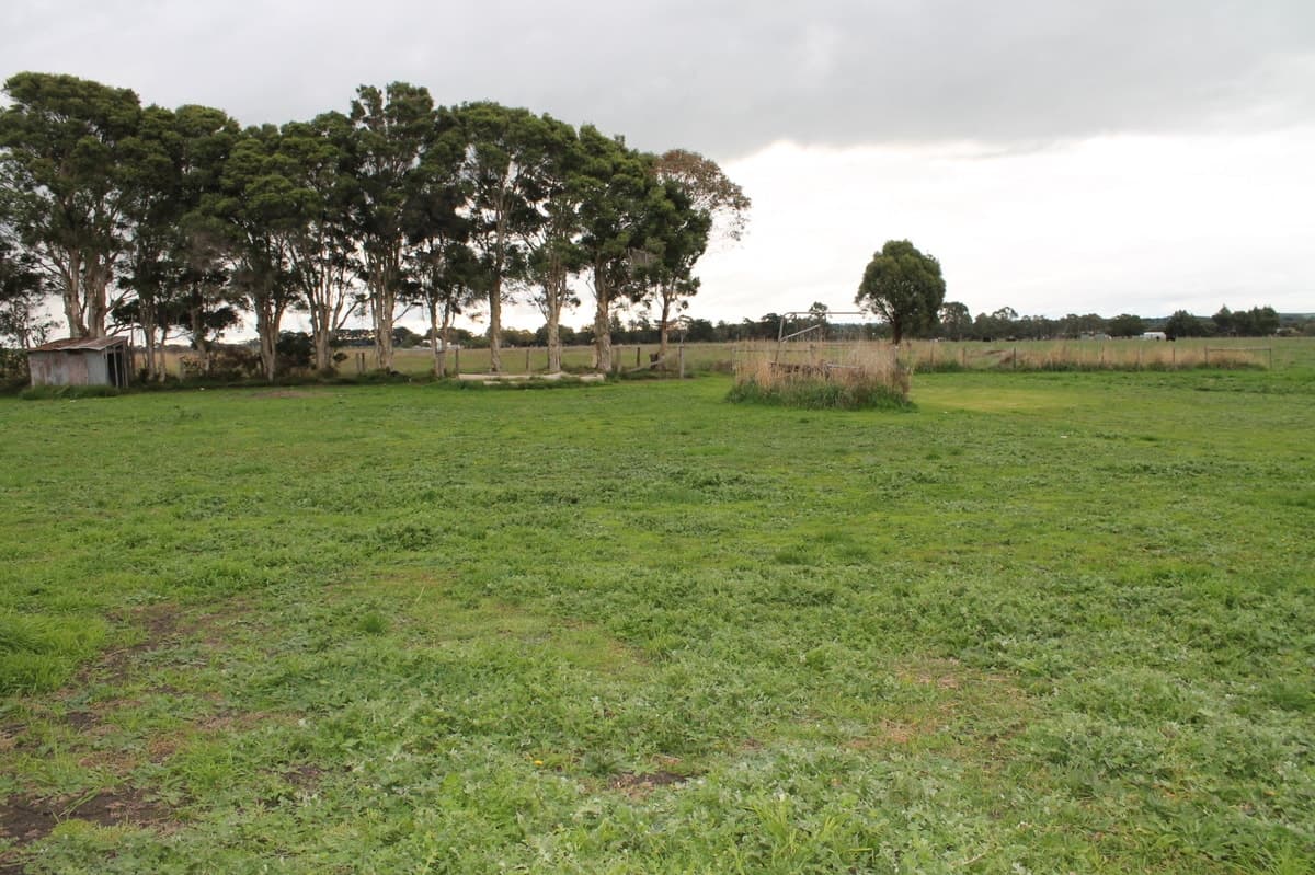 2 Holmchase Road, Elliminyt, VIC, Elliminyt - Thumbnail 7