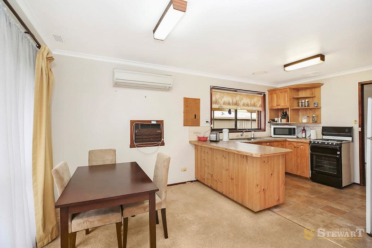 86 Jennings Street, Colac, VIC, Colac - Thumbnail 4