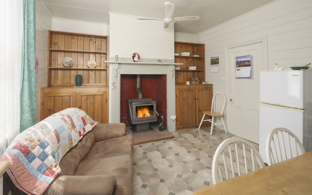 45 Thomson Street, Terang, VIC, Terang - Thumbnail 6