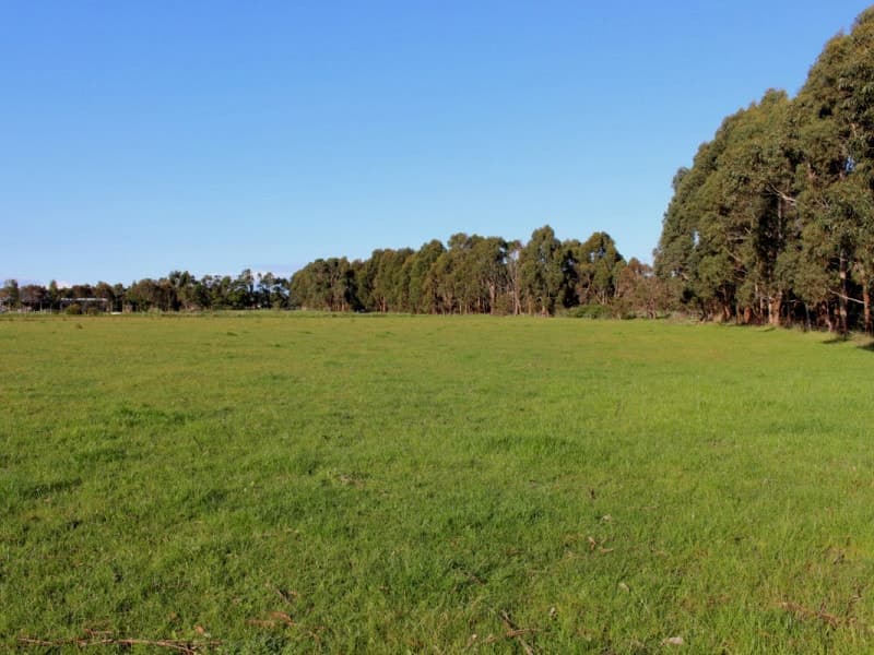 42 & 43 Aireys Street, Elliminyt, VIC, Elliminyt - Image 1