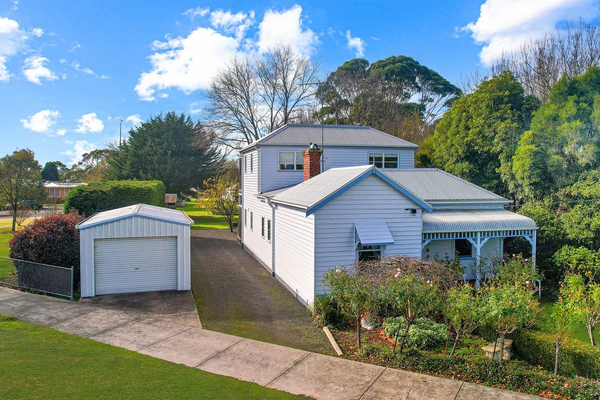 10 Ardonachie Street, Macarthur, VIC, Macarthur - Image 1
