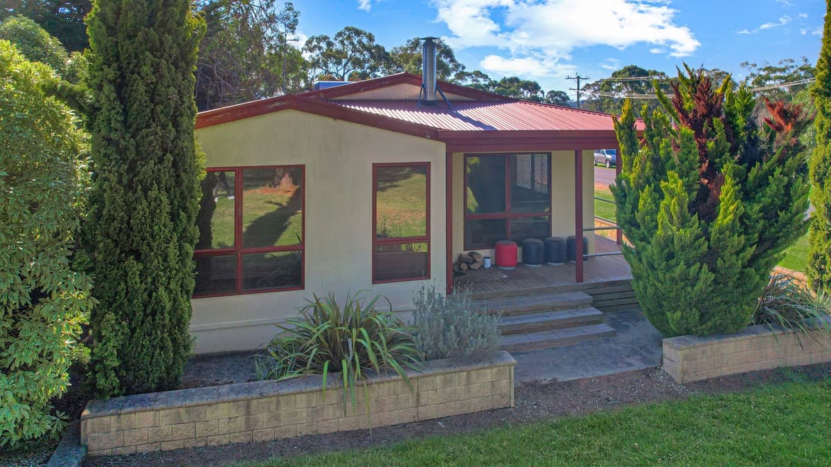 65 Greenham Street, Dartmoor, VIC, Dartmoor - Image 1