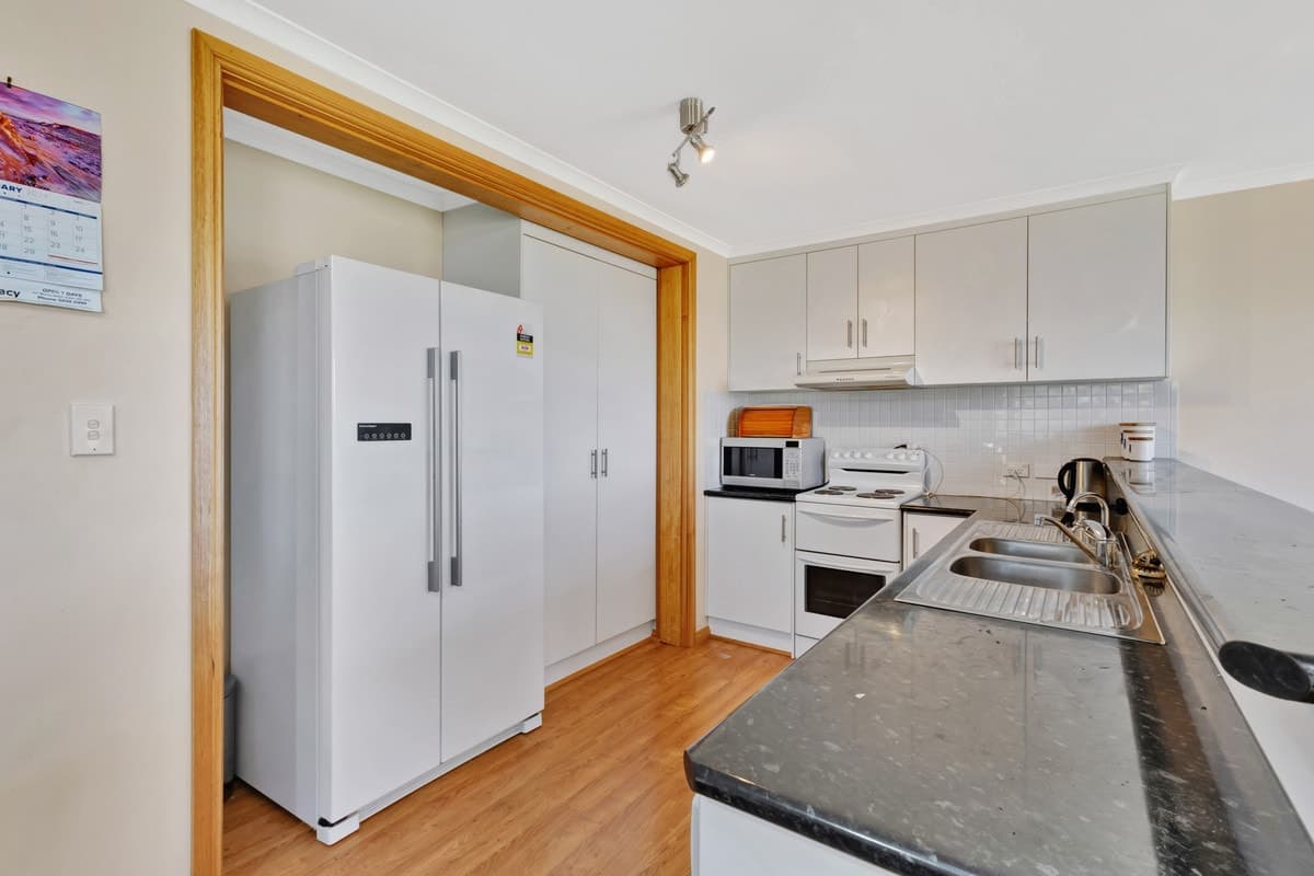 65 Greenham Street, Dartmoor, VIC, Dartmoor - Thumbnail 4