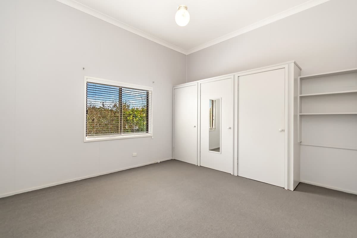 38 Burchett Street, Penshurst, VIC, Penshurst - Thumbnail 6
