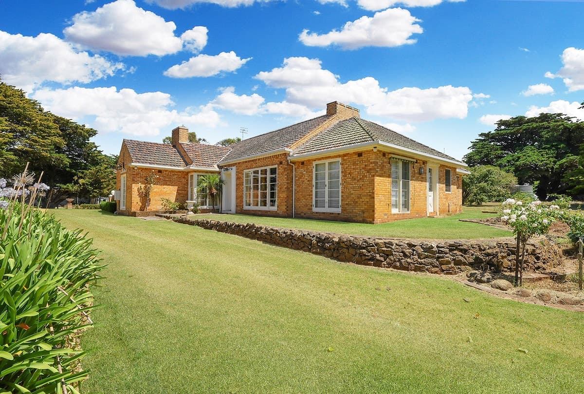 "Troon" 279 Finns Road, Toolong, VIC, Toolong - Thumbnail 3