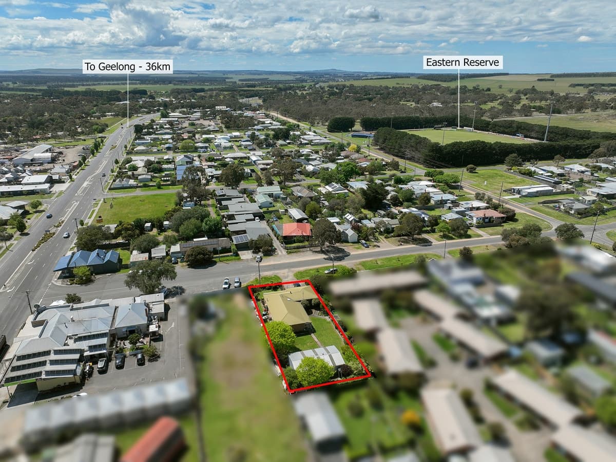 34 Austin Street, Winchelsea, VIC, Winchelsea - Thumbnail 2