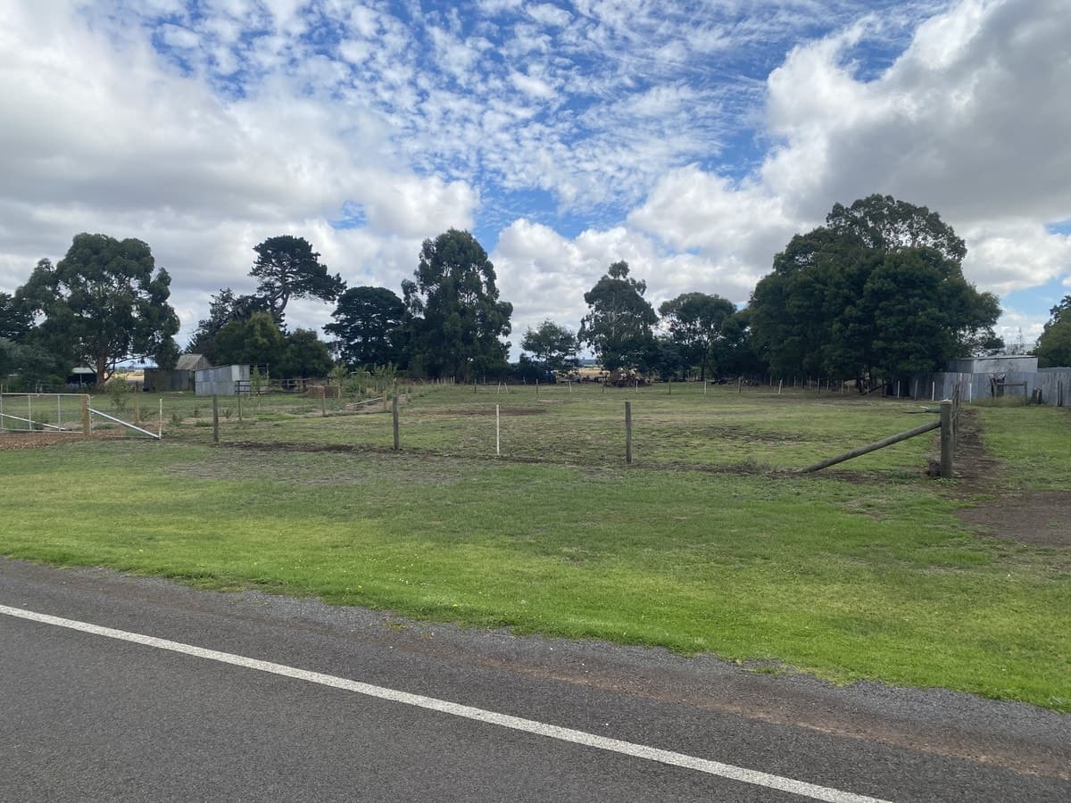 54 Chesswas Street, Penshurst, VIC, Penshurst - Thumbnail 2
