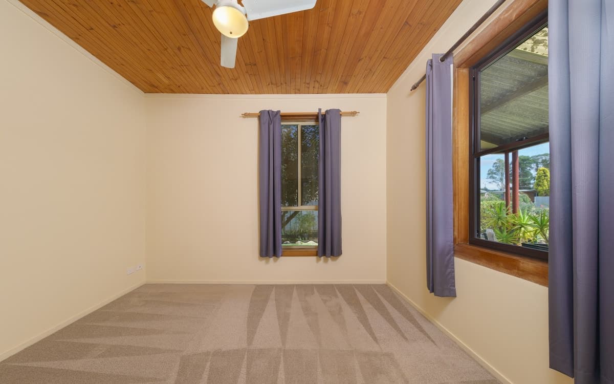 9 Stirling Street, Cobden, VIC, Cobden - Thumbnail 5
