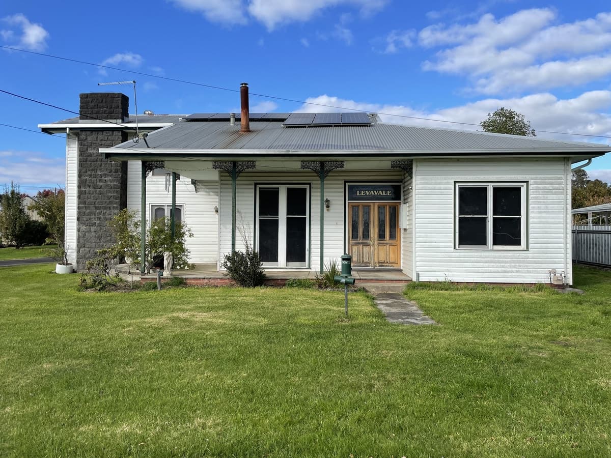 32 Church Street, Camperdown, VIC, Camperdown - Thumbnail 2