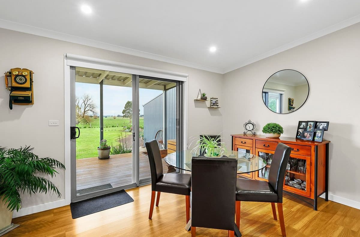 96 Chesswas Street, Penshurst, VIC, Penshurst - Thumbnail 4