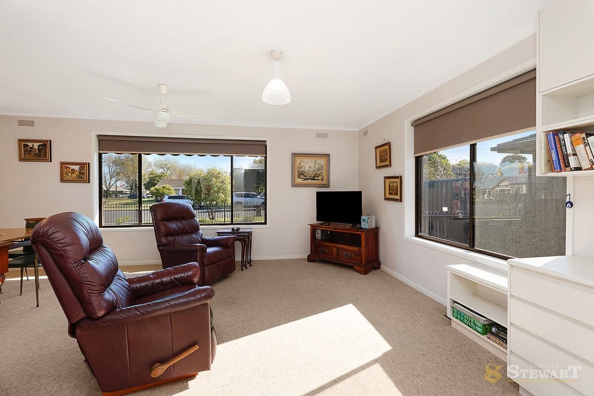 30 Gellibrand Street, Colac, VIC, Colac - Thumbnail 3