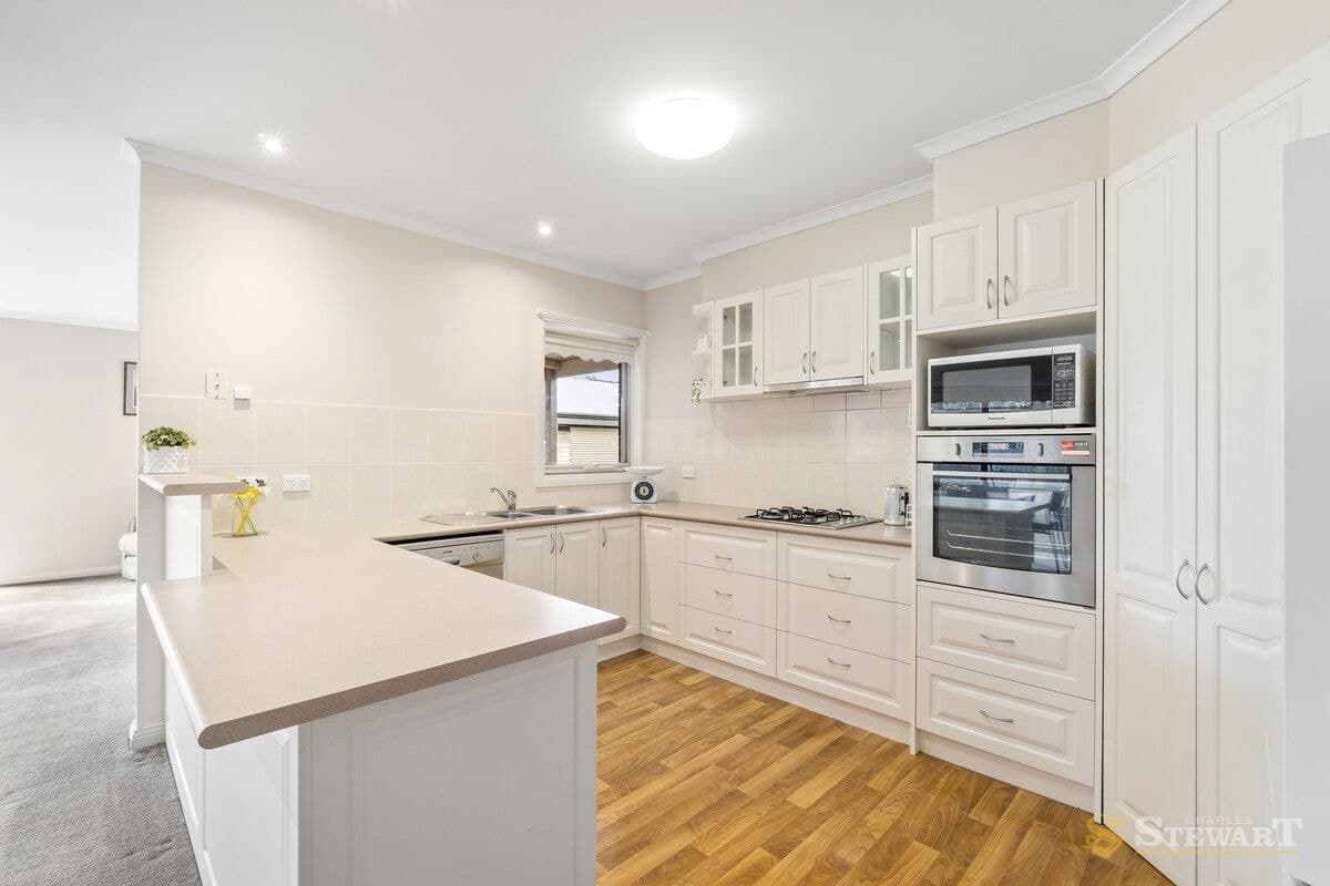 2/24 Parrott Street, Cobden, VIC, Cobden - Thumbnail 5