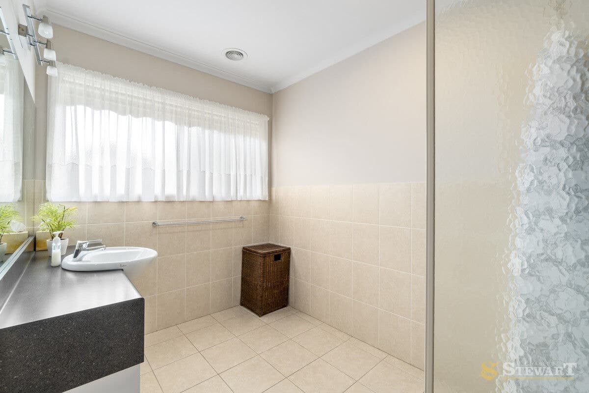 2/24 Parrott Street, Cobden, VIC, Cobden - Thumbnail 6