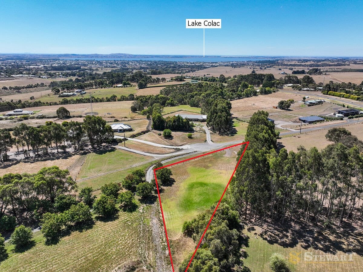 24 Tullamore Court, Elliminyt, VIC, Elliminyt - Thumbnail 2