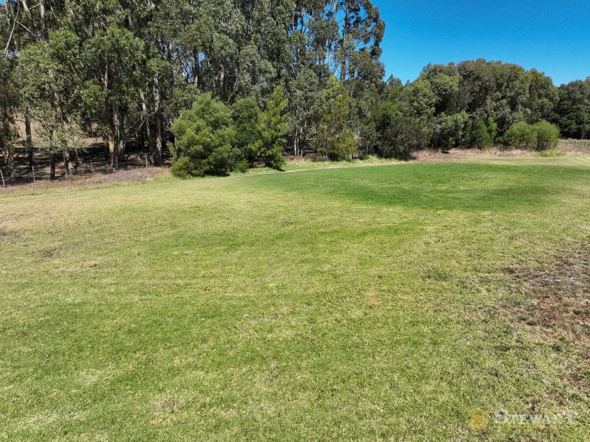 24 Tullamore Court, Elliminyt, VIC, Elliminyt - Thumbnail 3
