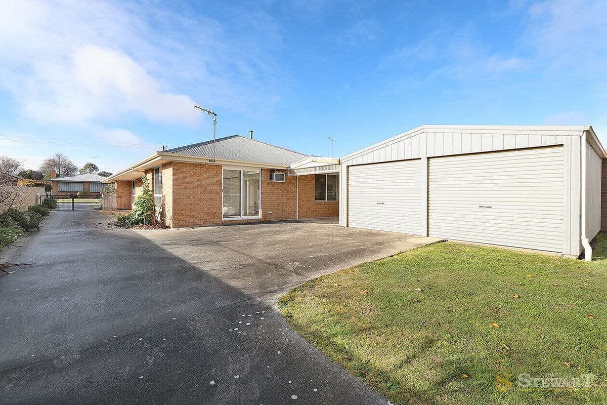 3 Borwick Street, Colac, VIC, Colac - Thumbnail 4
