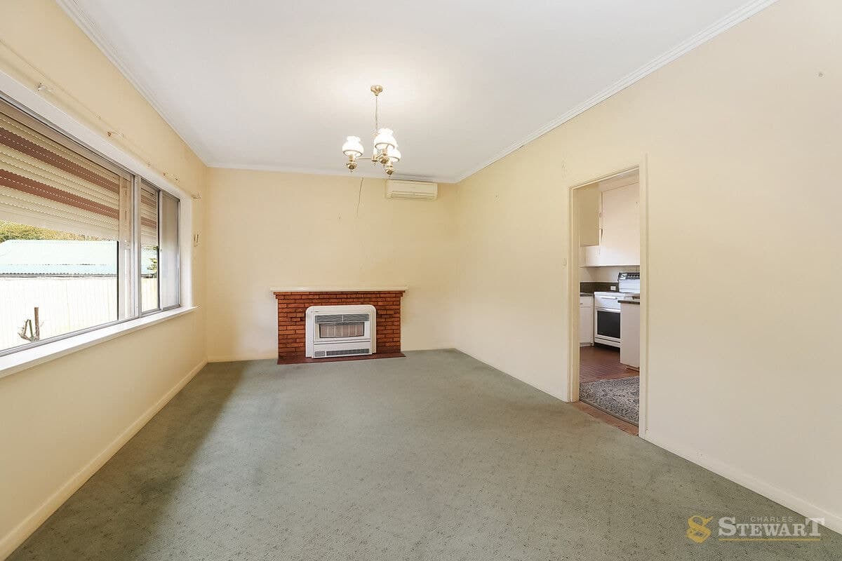 43 Armstrong Street, Colac, VIC, Colac - Thumbnail 4