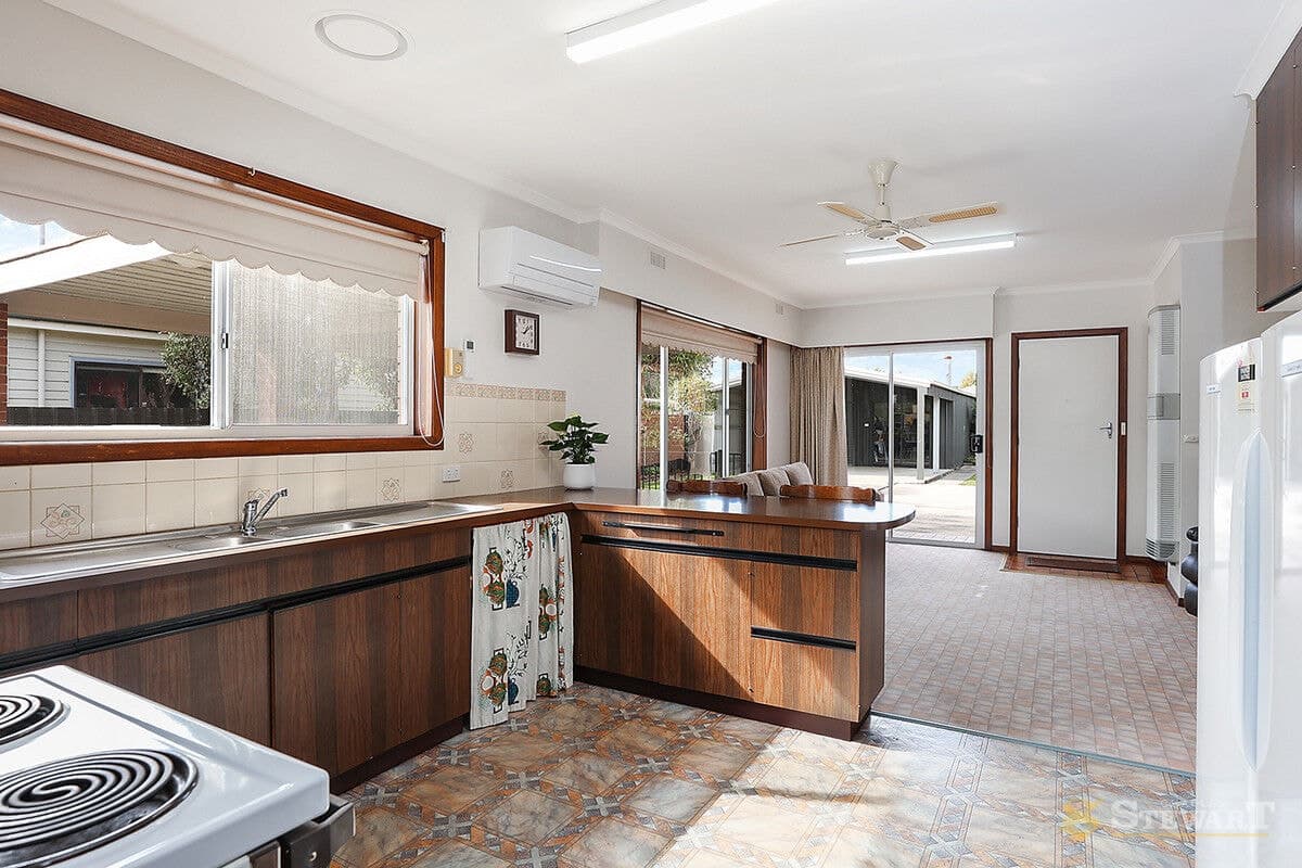 106 Hart Street, Colac, VIC, Colac - Thumbnail 4