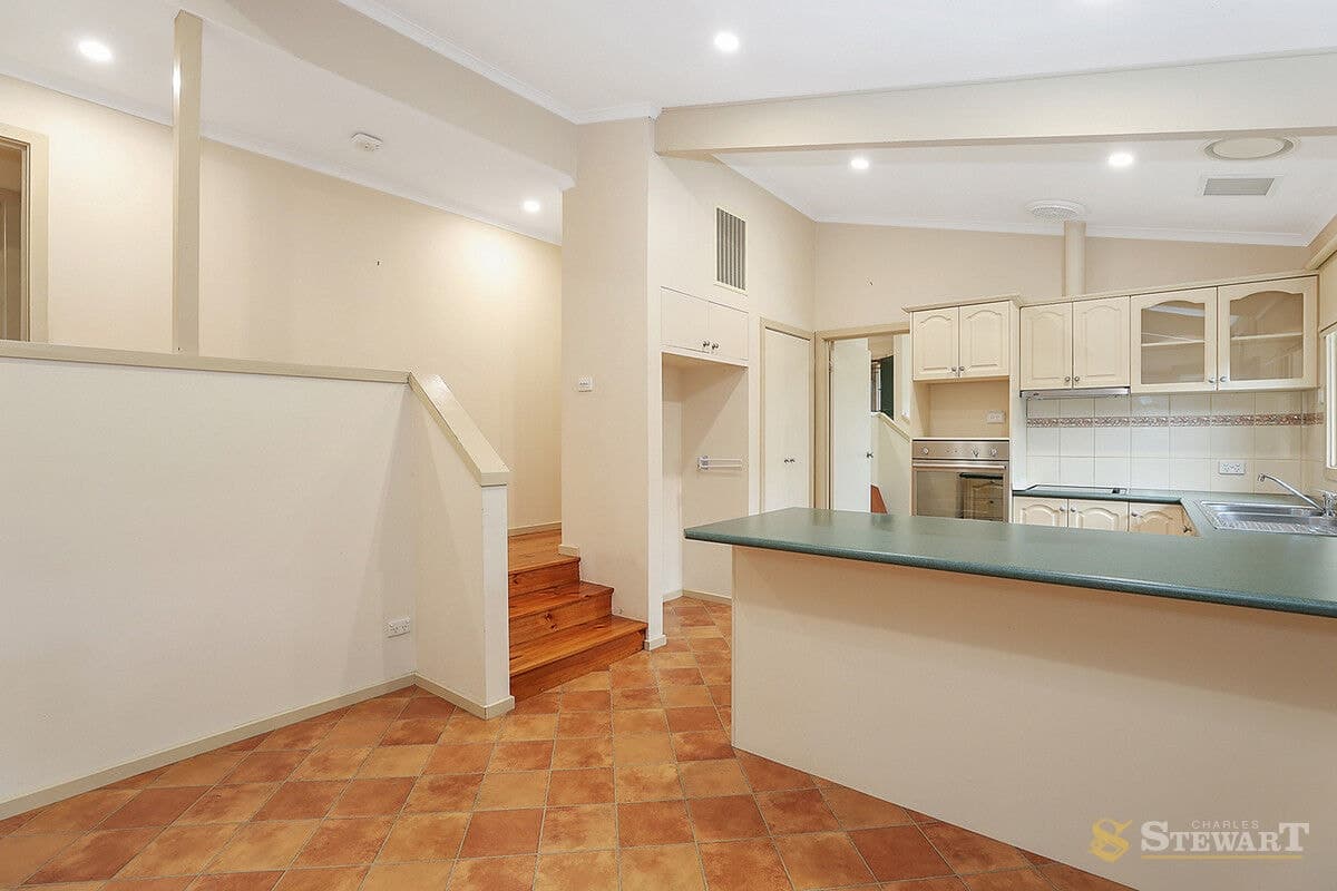 6 Toorak Crescent, Colac, VIC, Colac - Thumbnail 3
