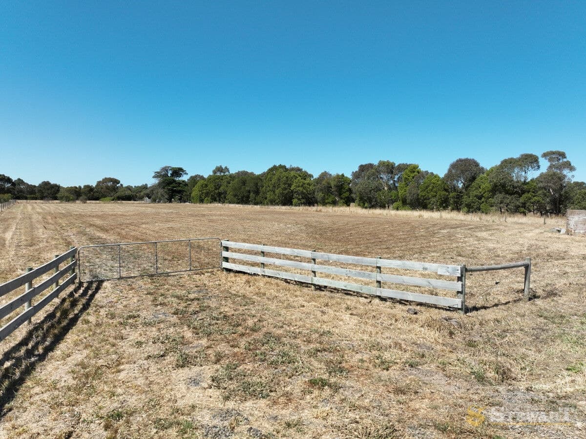 295 Deans Creek Road, Elliminyt, VIC, Elliminyt - Thumbnail 3