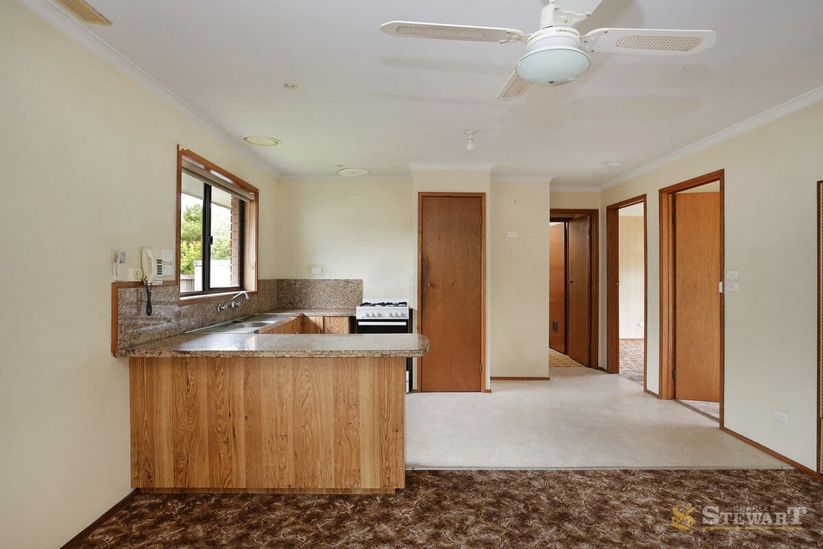 2/27 Grant Street, Colac, VIC, Colac - Thumbnail 3