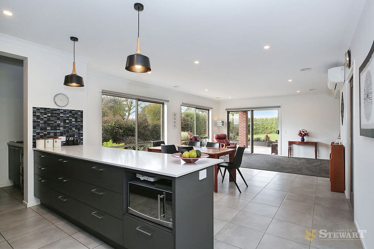 94 Harris Road, Elliminyt, VIC, Elliminyt - Thumbnail 2