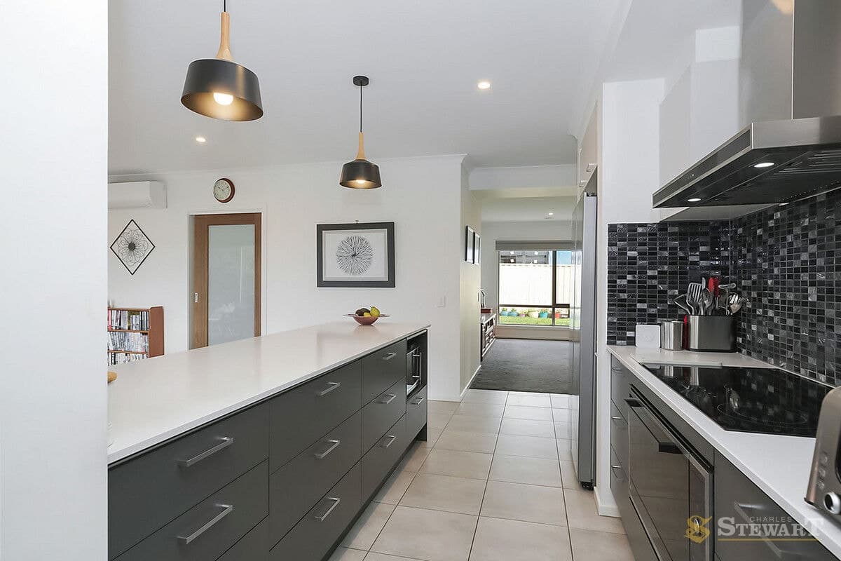 94 Harris Road, Elliminyt, VIC, Elliminyt - Thumbnail 3