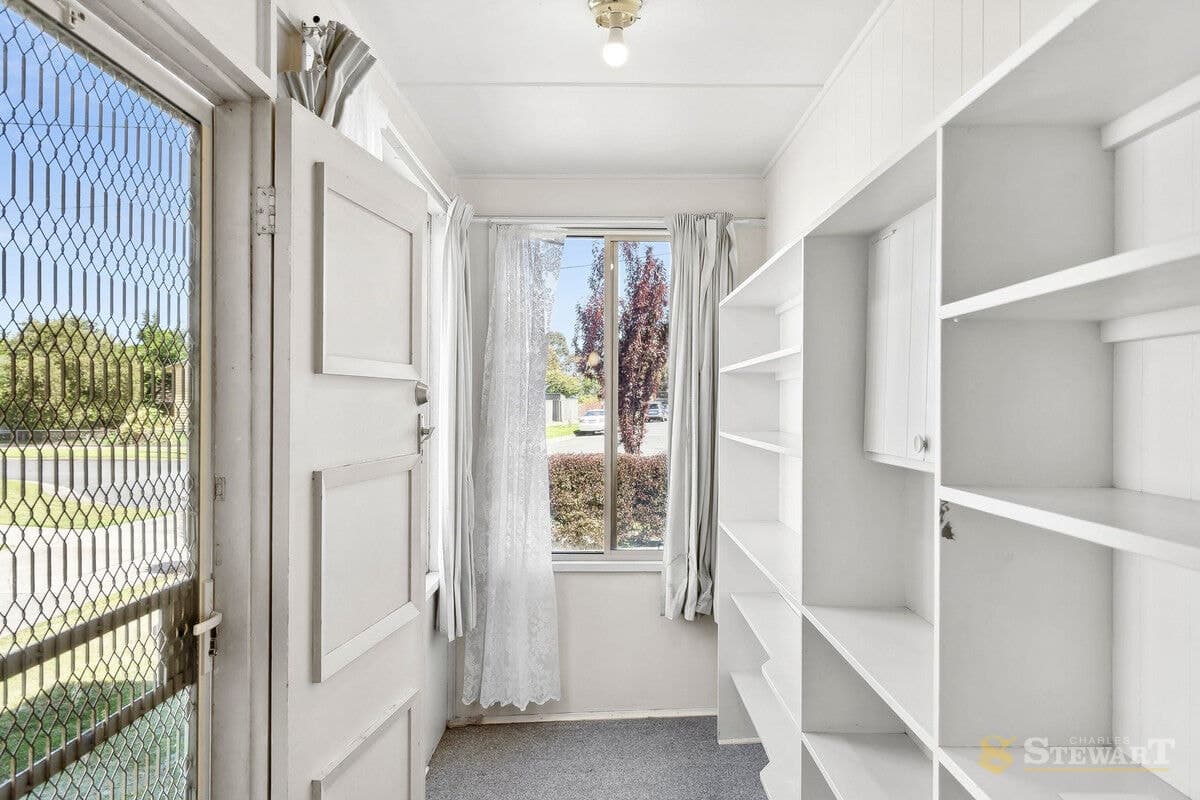 15 Stewart Street, Colac, VIC, Colac - Thumbnail 2