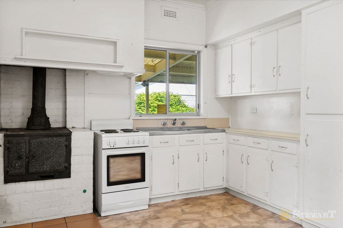 15 Stewart Street, Colac, VIC, Colac - Thumbnail 4