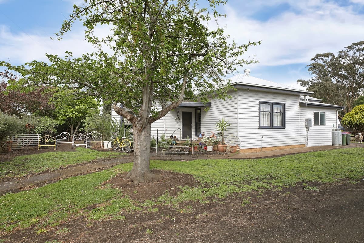741 Corangamite Lake Road, Coragulac, VIC, Coragulac - Thumbnail 2