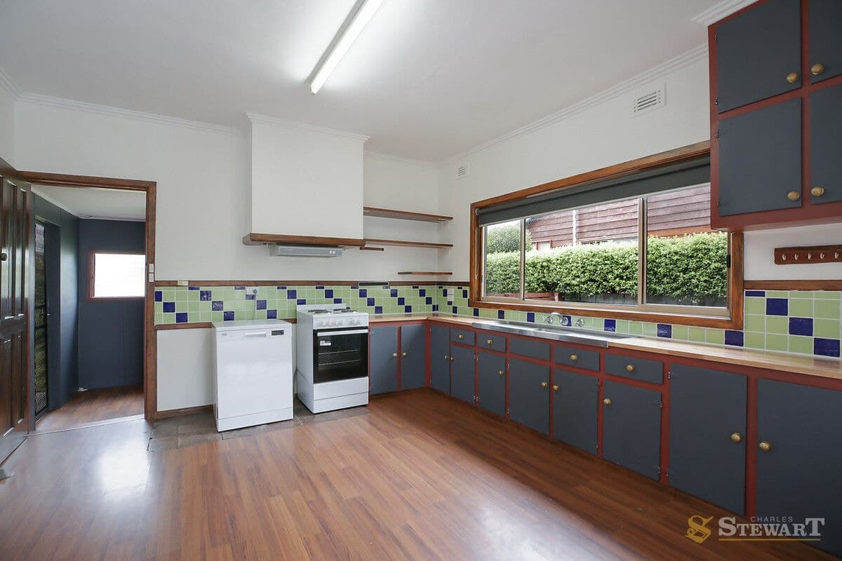 2 Brown Street, Colac, VIC, Colac - Thumbnail 3