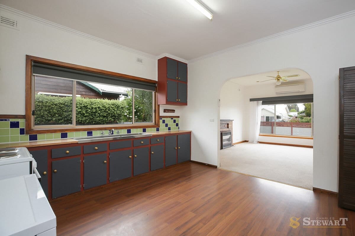2 Brown Street, Colac, VIC, Colac - Thumbnail 4