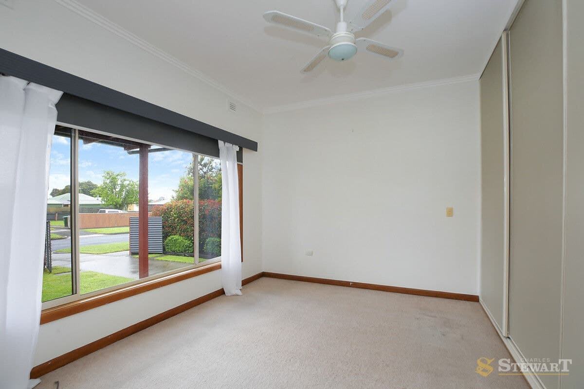 2 Brown Street, Colac, VIC, Colac - Thumbnail 6