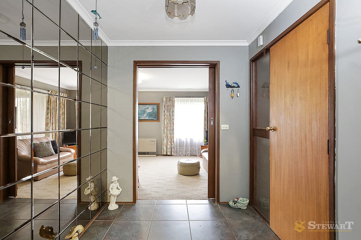 122 Hart Street, Elliminyt, VIC, Elliminyt - Thumbnail 2