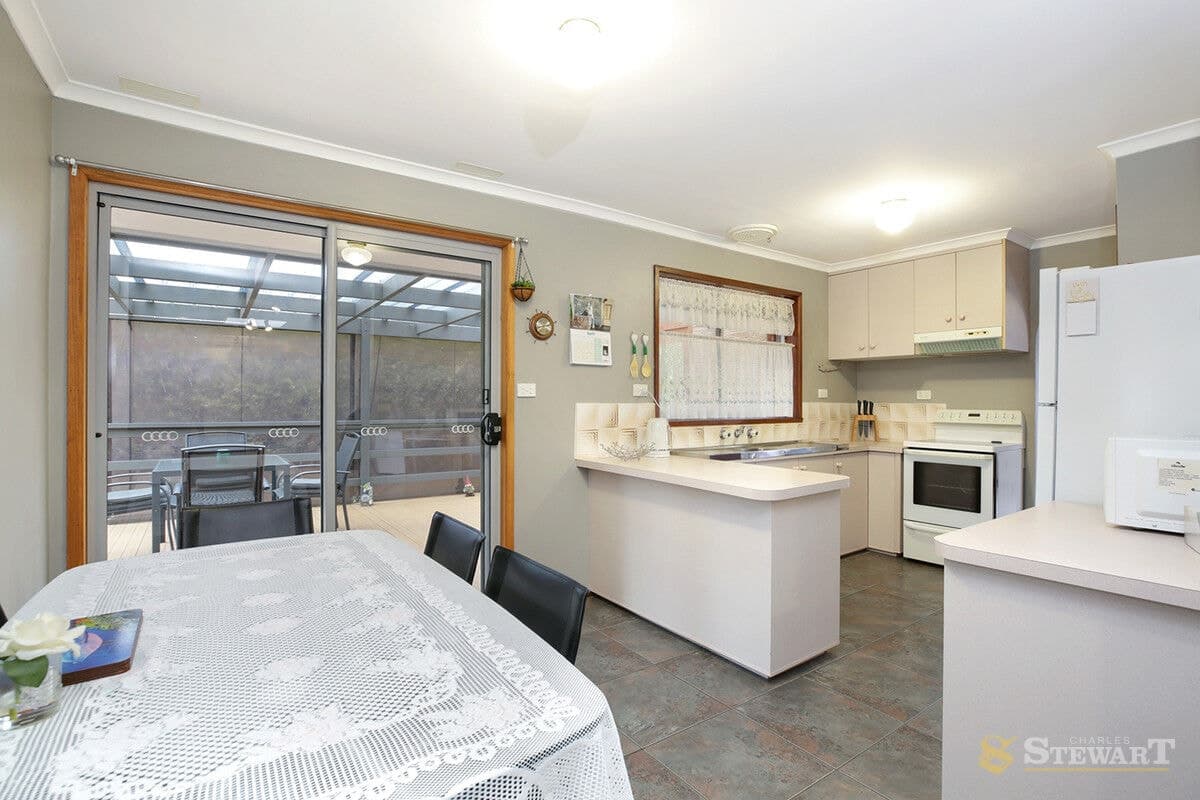 122 Hart Street, Elliminyt, VIC, Elliminyt - Thumbnail 4