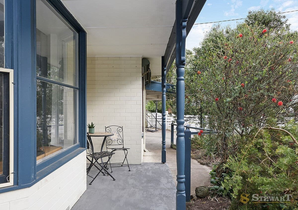 42 Batson Street, Winchelsea, VIC, Winchelsea - Thumbnail 2