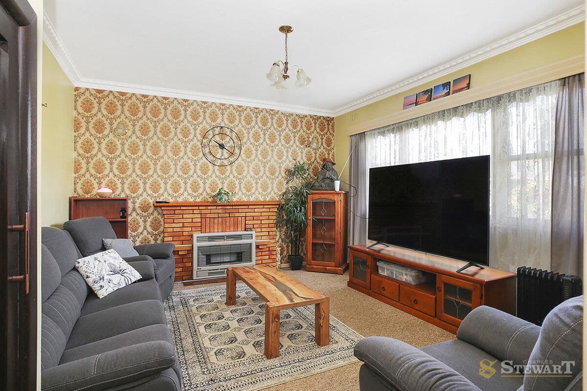 3 Parker Avenue, Colac, VIC, Colac - Thumbnail 2