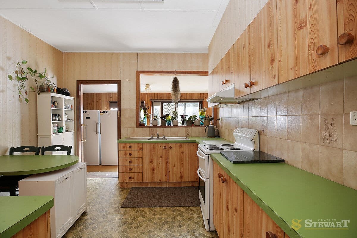 3 Parker Avenue, Colac, VIC, Colac - Thumbnail 3