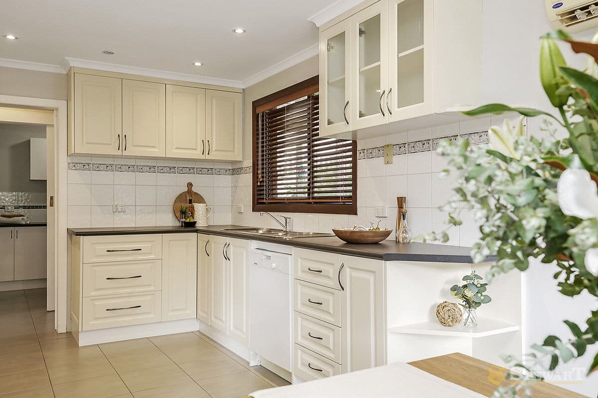 22 Ross Street, Colac, VIC, Colac - Thumbnail 4