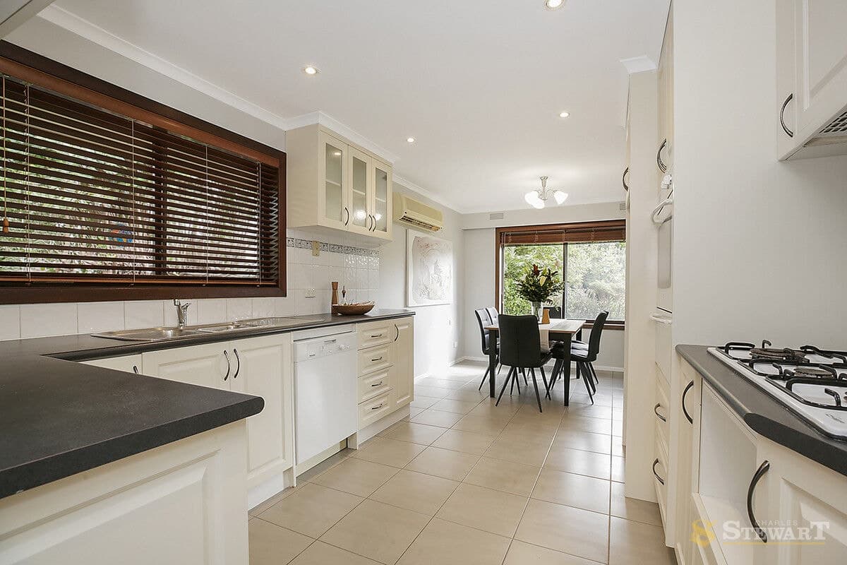 22 Ross Street, Colac, VIC, Colac - Thumbnail 7