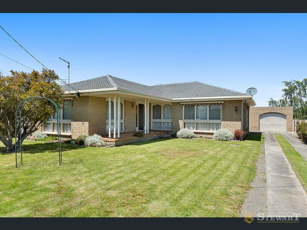 10 John Crescent, Colac, VIC, Colac - Image 1