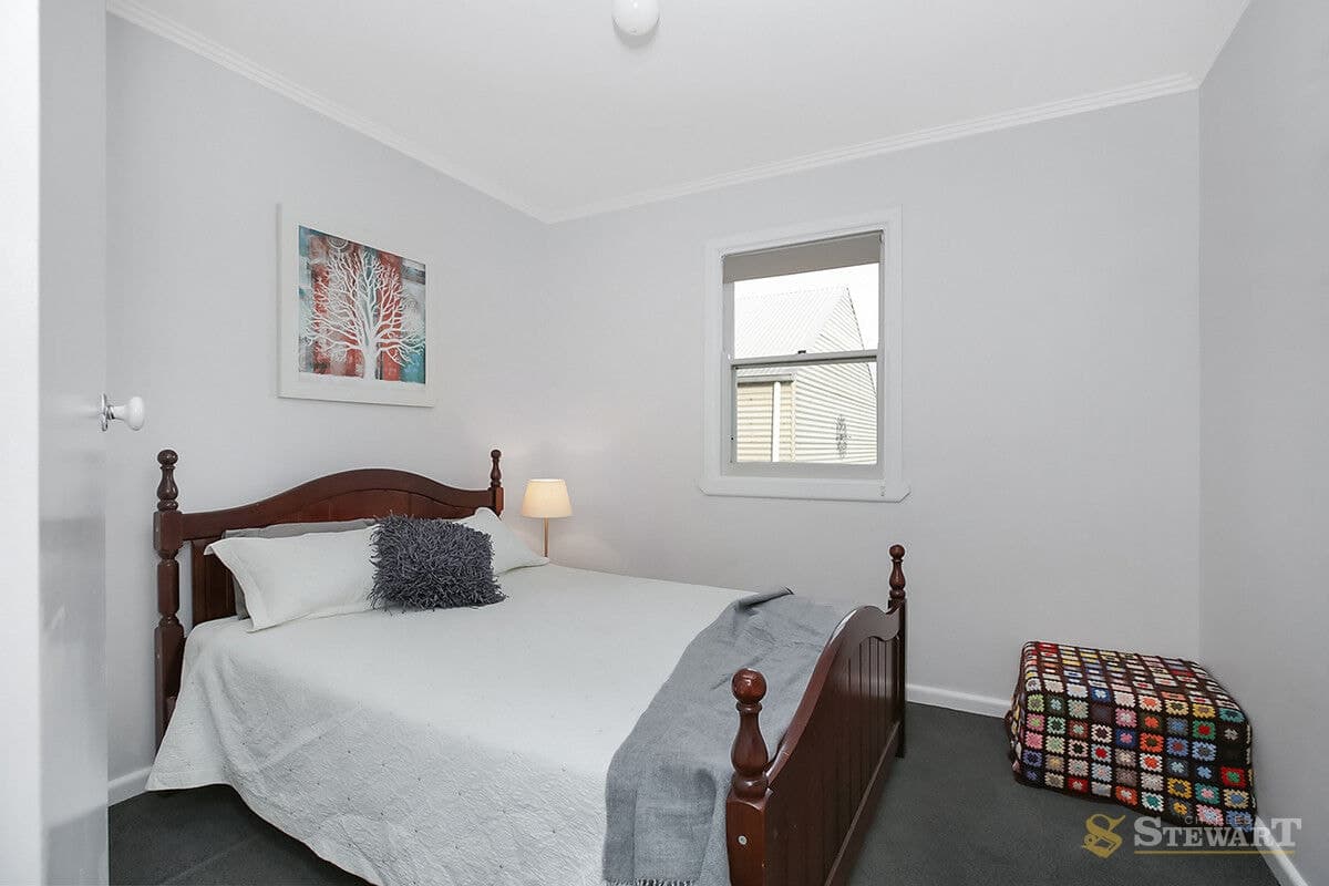 136 Jennings Street, Colac, VIC, Colac - Thumbnail 8