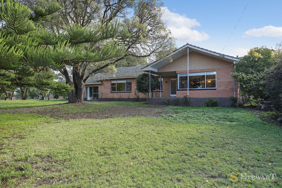 561 Corangamite Lake Road, Cororooke, VIC, Cororooke - Thumbnail 2