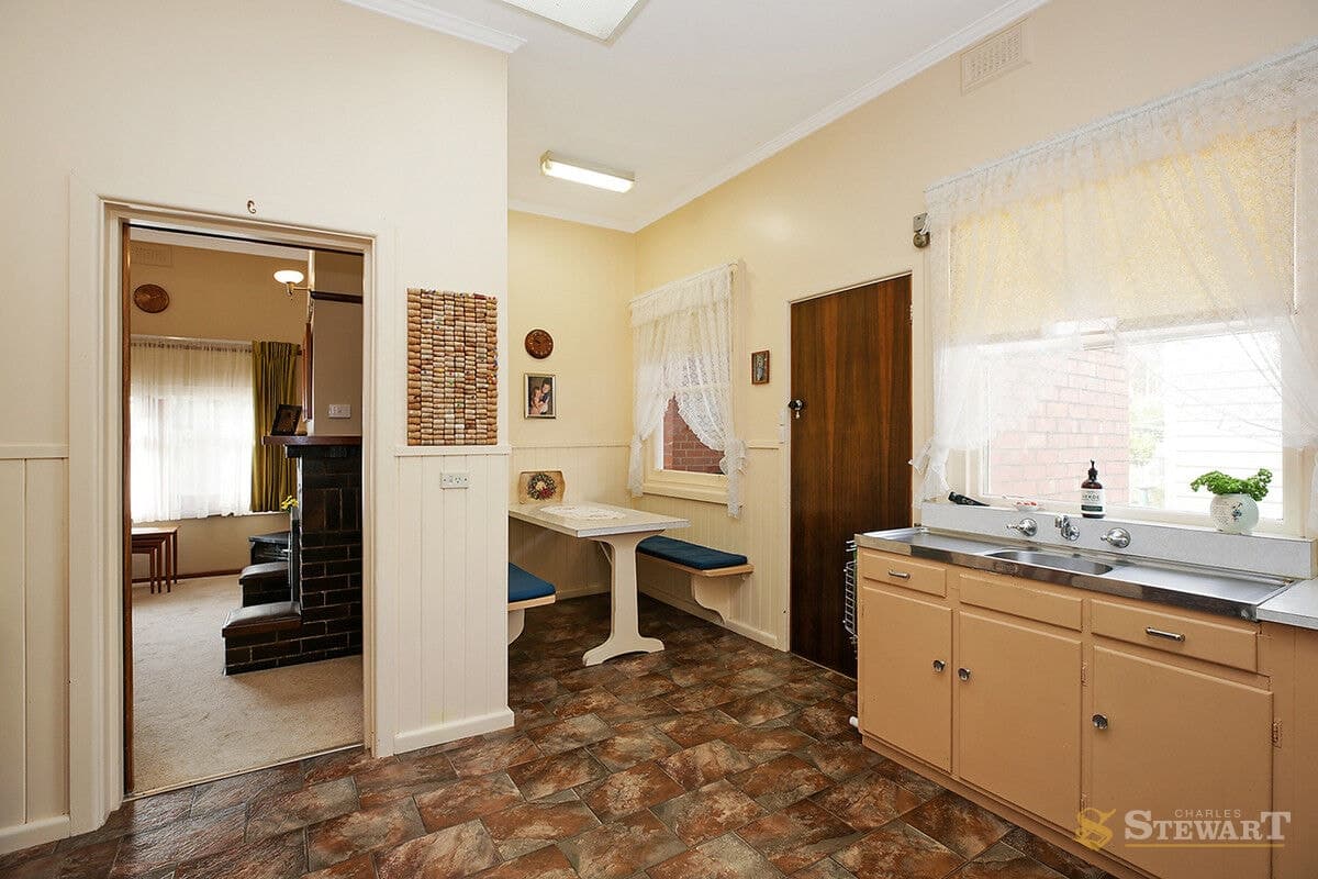 20 Marks Street, Colac, VIC, Colac - Thumbnail 6