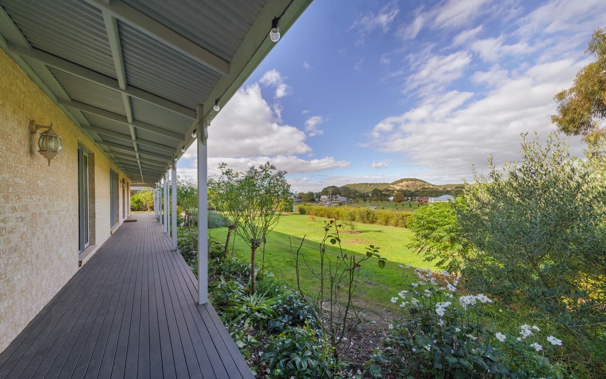 148 Camperdown-Cobden Road, Camperdown, VIC, Camperdown - Thumbnail 2