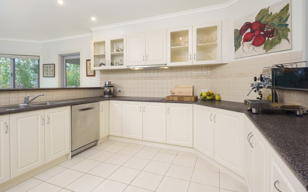 148 Camperdown-Cobden Road, Camperdown, VIC, Camperdown - Thumbnail 3