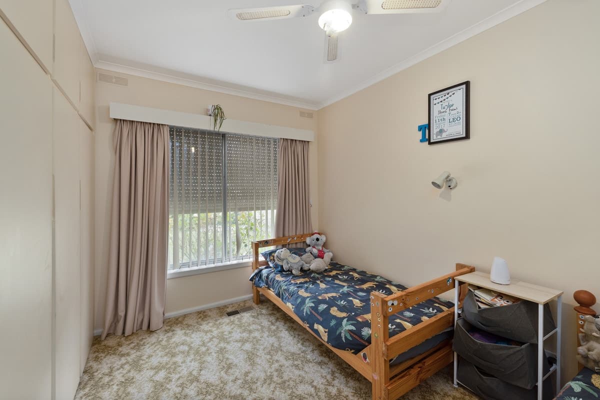 16 Chaucer Street, Hamilton, VIC, Hamilton - Thumbnail 8