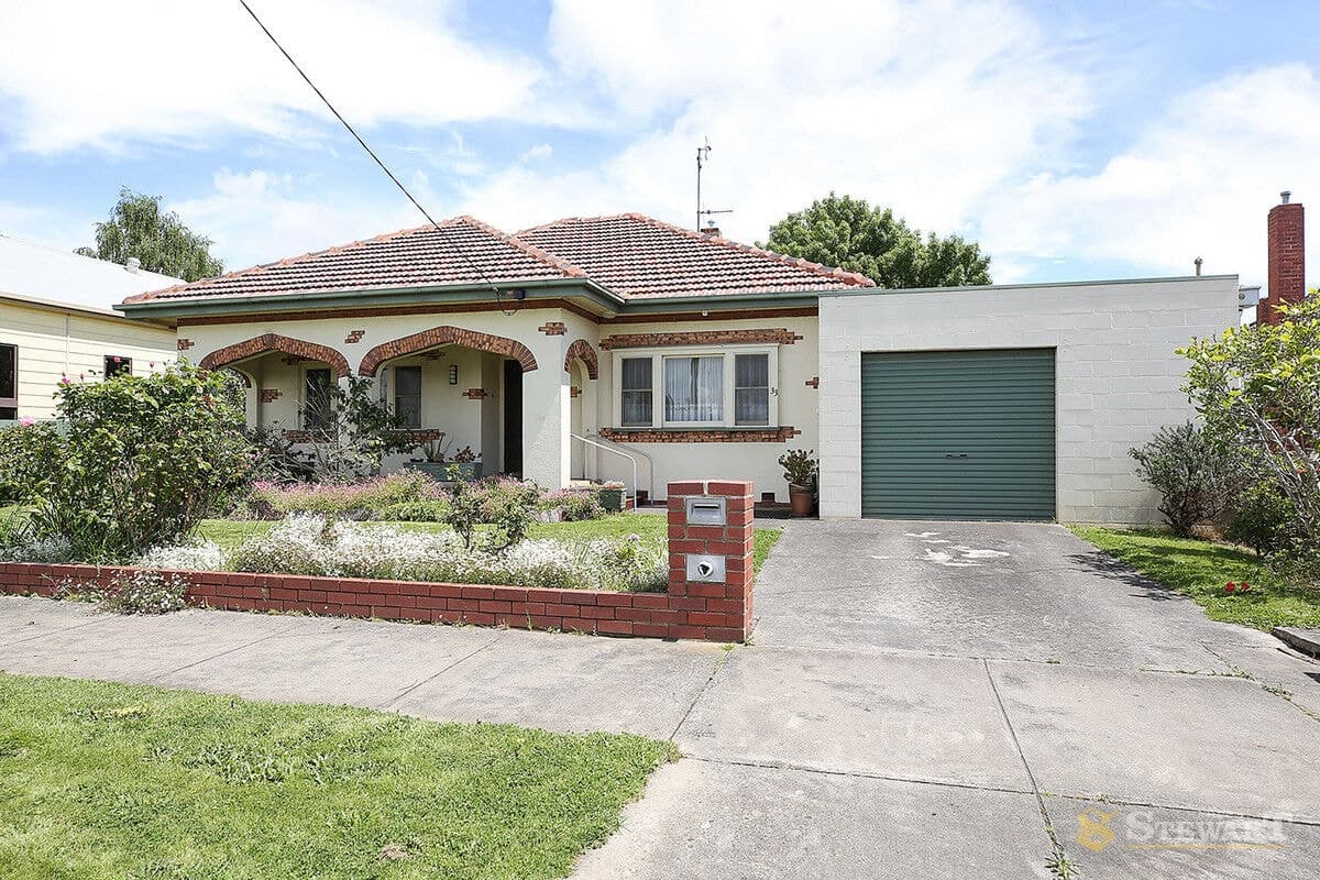 33 Corangamite Street, Colac, VIC, Colac - Thumbnail 2